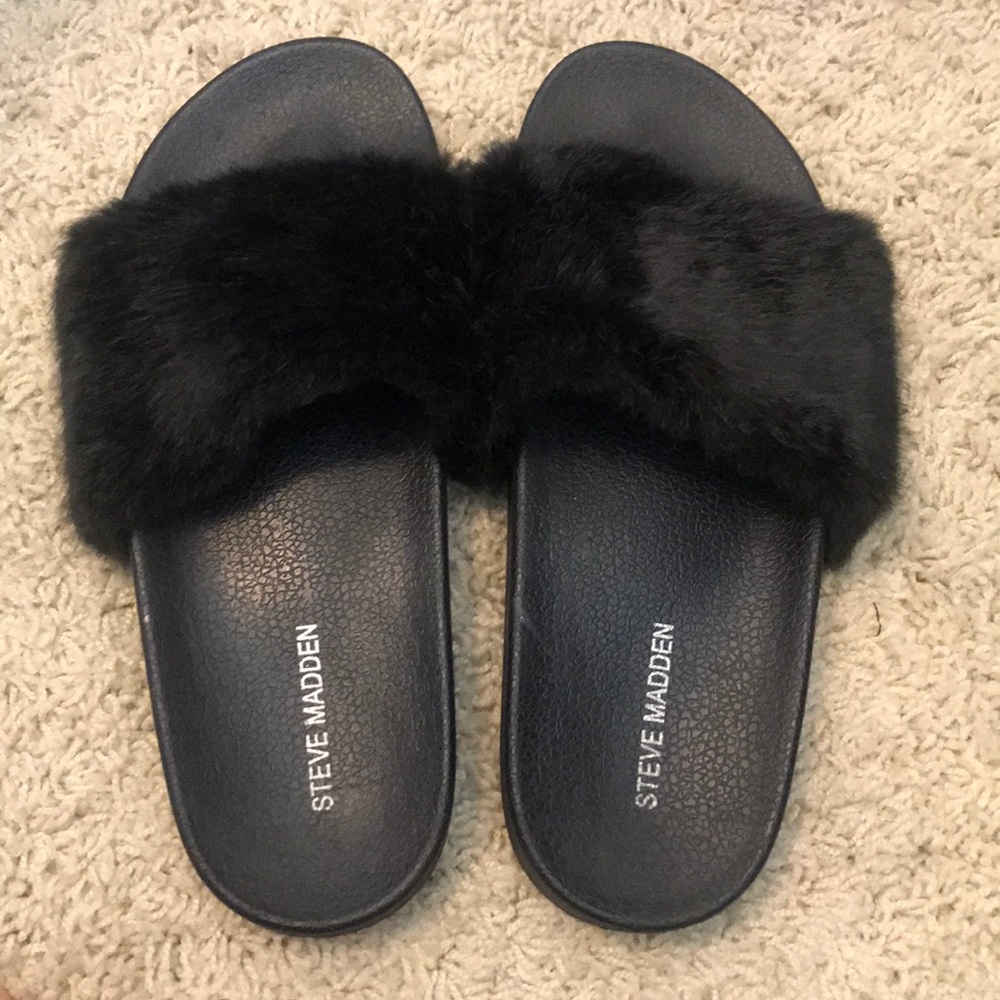 Steve Madden Sliders